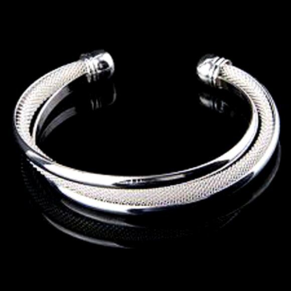 Elegant 925 White Silver Mesh Bangle - Picture 3 of 3